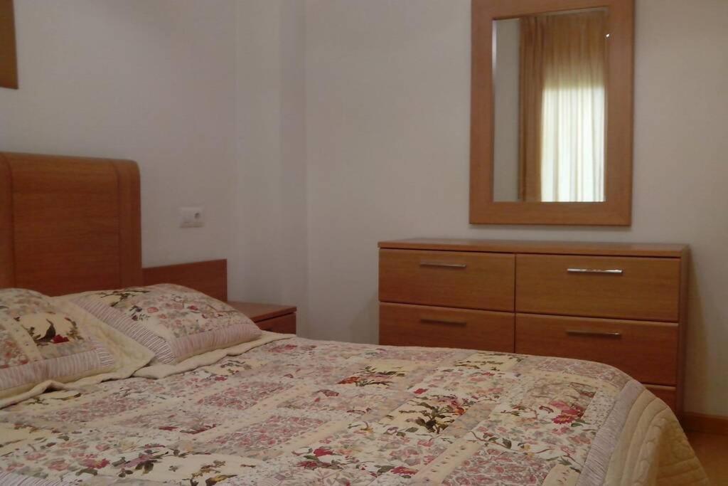 Bonito Apartamento De 3 Hab. Con Jardin Roses Exterior photo